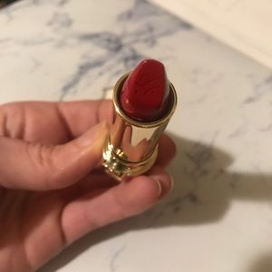 Too Faced Moisture Matte Lipstick HE’S WITH ME